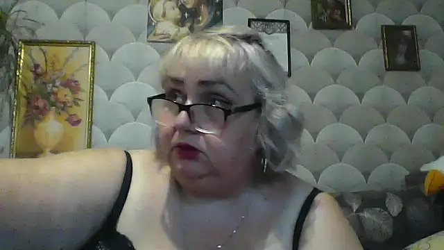 Snapshot of MarinaFarina53 chatting on 07-15-26, 04:45 MarinaFarina53 online show from 07-15-26, 04:45