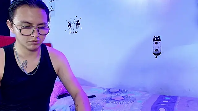 Husbands Horny2 0 online show from 07-11-26, 10:29
