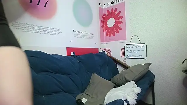 LeenLittle online show from 07-03-26, 01:50