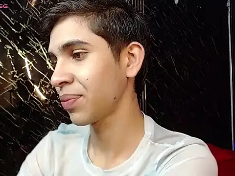 Snapshot of joshua_saenz_ chatting on 06-01-26, 11:06 joshua saenz online show from 06-01-26, 11:06