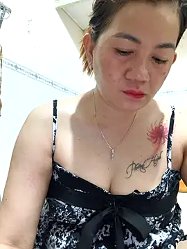 Forever model online show from 05-08-26, 09:42