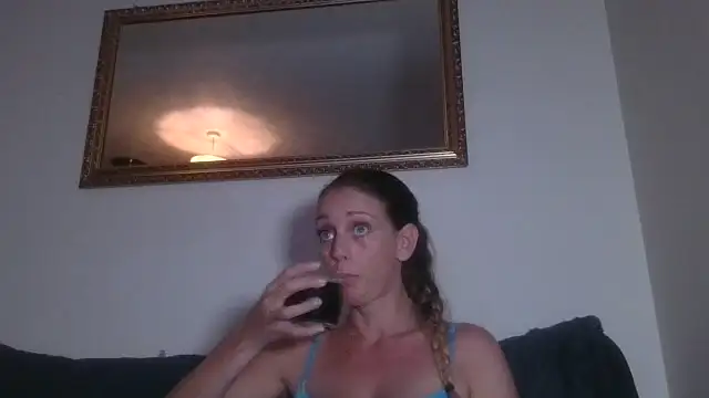 LouiseLovell online show from 07-11-26, 09:05