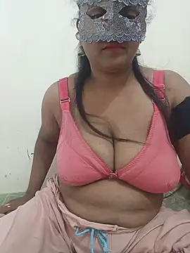 Snapshot of Ponaam-Babe chatting on 05-19-26, 08:53 Ponaam-Babe online show from 05-19-26, 08:53