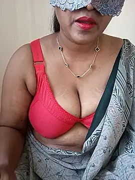 Snapshot of Ponaam-Babe chatting on 05-28-26, 08:55 Ponaam-Babe online show from 05-28-26, 08:55
