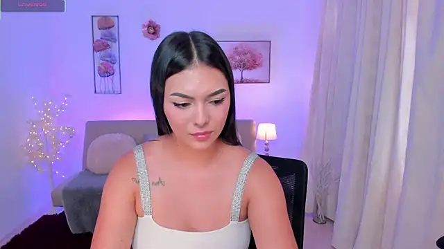 Snapshot of Emma_Moretti1 chatting on 05-19-26, 08:26 Emma Moretti1 online show from 05-19-26, 08:26