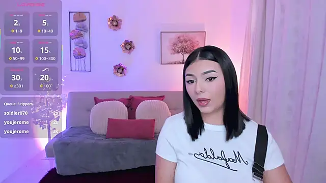 Snapshot of Emma_Moretti1 chatting on 05-29-26, 07:56 Emma Moretti1 online show from 05-29-26, 07:56