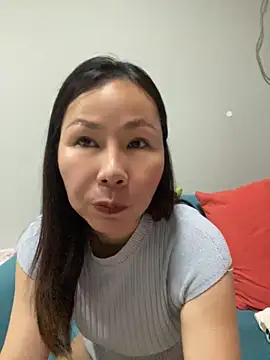 xiaoyun-10 online show from 05-21-26, 02:57