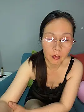 xiaoyun-10 online show from 05-22-26, 02:55