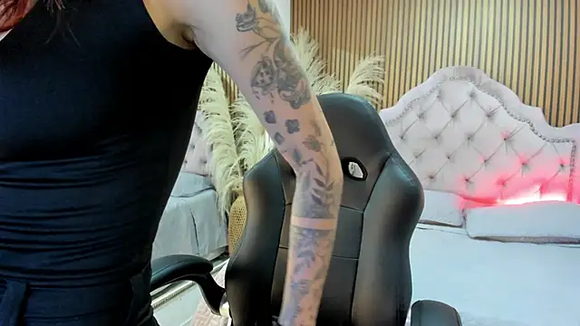 DakotaBabyy  online show from 06-14-26, 02:24