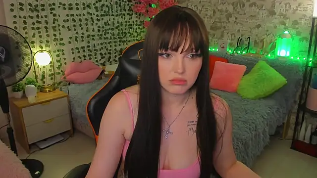 WhisGracex online show from 05-10-26, 10:09