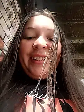 Alyssa 14 online show from 05-17-26, 02:57