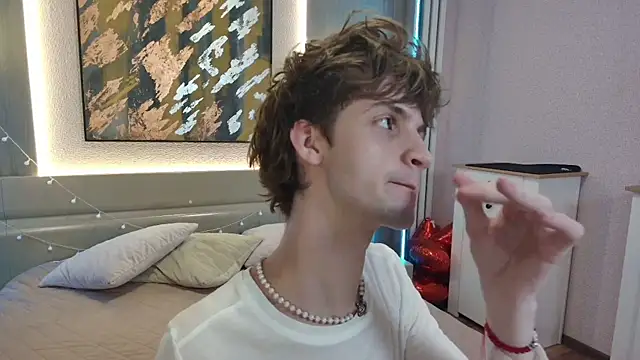 Snapshot of Bimbo_boy_ chatting on 06-11-26, 03:10 Bimbo boy online show from 06-11-26, 03:10