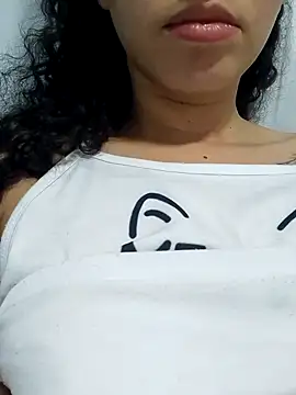 venuseyes25 online show from 06-08-26, 04:13