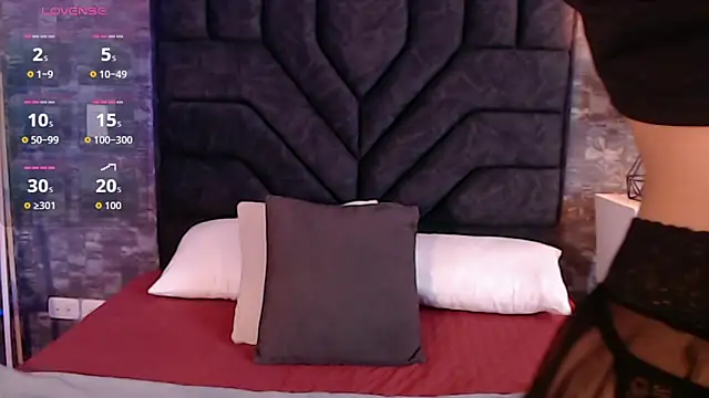 Snapshot of Mily_Fg chatting on 06-23-26, 03:04 Mily Fg online show from 06-23-26, 03:04