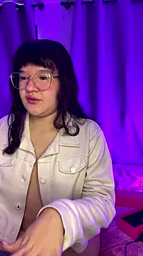 Snapshot of SOFTBERRY_ chatting on 06-30-26, 02:18 SOFTBERRY online show from 06-30-26, 02:18