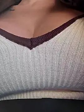 Snapshot of MILFBARBY chatting on 01-07-25, 08:45 MILFBARBY online show from 01-07-25, 08:45