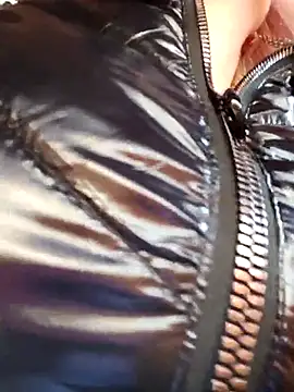 Snapshot of MILFBARBY chatting on 02-26-25, 08:04 MILFBARBY online show from 02-26-25, 08:04