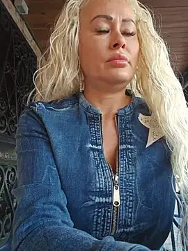 Snapshot of MILFBARBY chatting on 10-02-25, 07:15 MILFBARBY online show from 10-02-25, 07:15