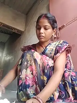Snapshot of CHANDNi_700 chatting on 06-07-26, 01:54 CHANDNi 700 online show from 06-07-26, 01:54