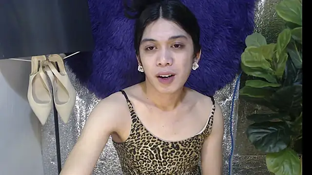 Snapshot of RoseAmarie chatting on 06-06-26, 01:38 RoseAmarie online show from 06-06-26, 01:38