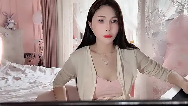 Snapshot of Aisssss- chatting on 05-30-26, 09:39 Aisssss- online show from 05-30-26, 09:39