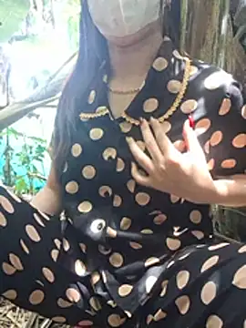Snapshot of Emilysexy_cut chatting on 07-15-26, 04:51 Emilysexy cut online show from 07-15-26, 04:51
