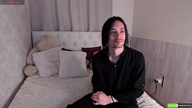 Snapshot of CalvinChapman chatting on 07-11-26, 03:20 CalvinChapman online show from 07-11-26, 03:20