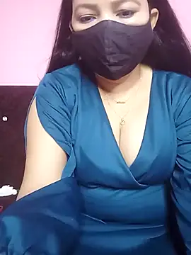 Snapshot of Cute-Sweety chatting on 05-26-26, 08:32 Cute-Sweety online show from 05-26-26, 08:32