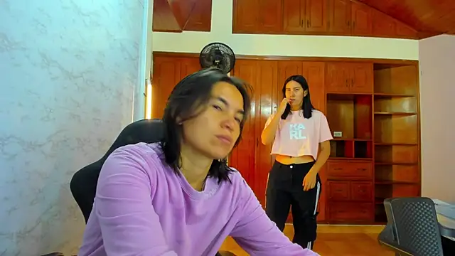 Soffy and Emily online show from 07-17-26, 12:23