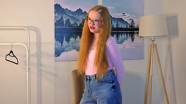 KarlaPasey online show from 05-10-26, 04:50