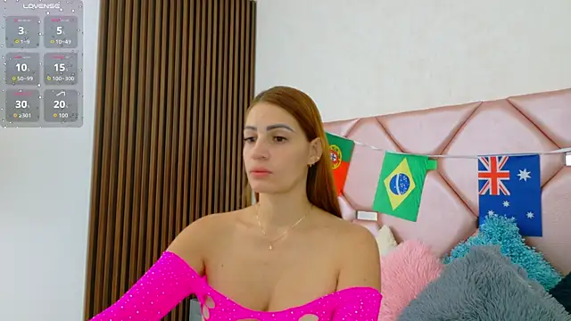 Snapshot of Juliia_cruz_ chatting on 07-15-26, 11:26 Juliia cruz online show from 07-15-26, 11:26