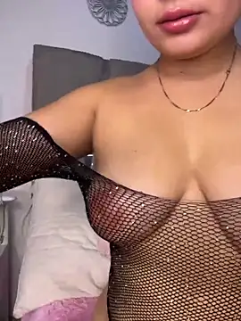 Yassy 11 online show from 05-27-26, 08:50