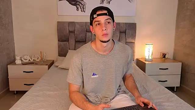 Snapshot of isaacblaze_ chatting on 05-22-26, 03:57 isaacblaze online show from 05-22-26, 03:57