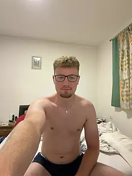 Snapshot of fabianhorny07 chatting on 07-20-26, 02:26 fabianhorny07 online show from 07-20-26, 02:26