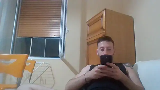 Snapshot of VincentZe99 chatting on 06-25-26, 01:16 VincentZe99 online show from 06-25-26, 01:16