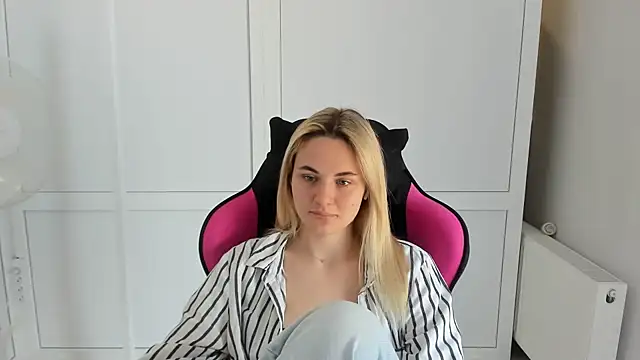Emma starrs  online show from 07-04-26, 09:59
