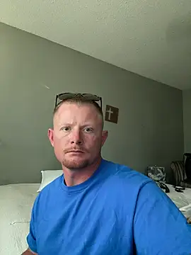 Snapshot of Allofitwayne chatting on 05-17-26, 05:31 Allofitwayne online show from 05-17-26, 05:31