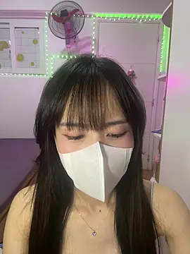 Lov3lily online show from 06-24-26, 04:50