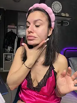SelenaRhoades online show from 05-21-26, 08:05