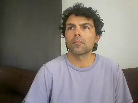 Snapshot of perrolobo78 chatting on 05-26-26, 01:51 perrolobo78 online show from 05-26-26, 01:51