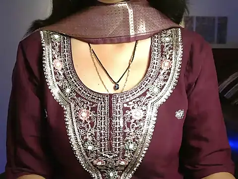 Snapshot of Moksha_ chatting on 06-16-26, 01:58 Moksha online show from 06-16-26, 01:58