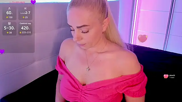 Snapshot of __Dasha__ chatting on 07-08-26, 08:46 Dasha online show from 07-08-26, 08:46