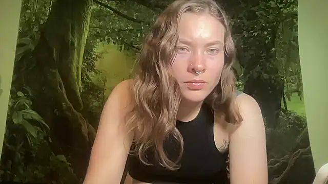 Snapshot of mo0ngoddess chatting on 06-02-26, 03:19 mo0ngoddess online show from 06-02-26, 03:19