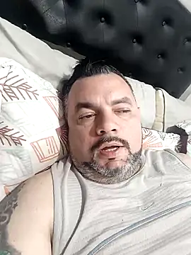 Snapshot of perverseveteranmanxxx chatting on 01-30-25, 01:10 perverseveteranmanxxx online show from 01-30-25, 01:10