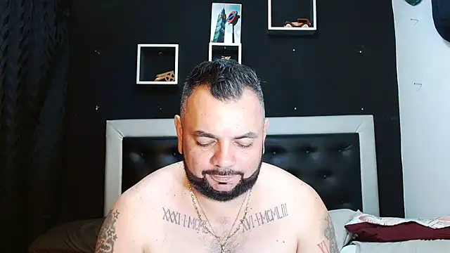 Snapshot of perverseveteranmanxxx chatting on 03-09-25, 01:14 perverseveteranmanxxx online show from 03-09-25, 01:14