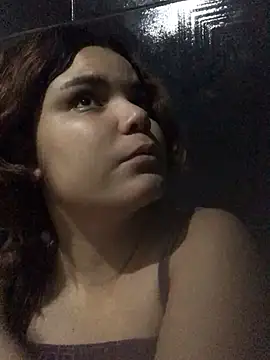 Snapshot of Cliaclara chatting on 06-21-26, 10:23 Cliaclara online show from 06-21-26, 10:23