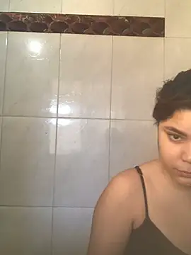 Snapshot of Cliaclara chatting on 07-15-26, 03:17 Cliaclara online show from 07-15-26, 03:17