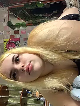 Snapshot of Vxetu chatting on 05-29-26, 05:22 Vxetu online show from 05-29-26, 05:22