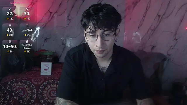 Snapshot of Adrian_Kane chatting on 05-26-26, 04:19 Adrian Kane online show from 05-26-26, 04:19