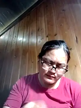 Snapshot of Blowjob0100 chatting on 06-11-26, 04:10 Blowjob0100 online show from 06-11-26, 04:10